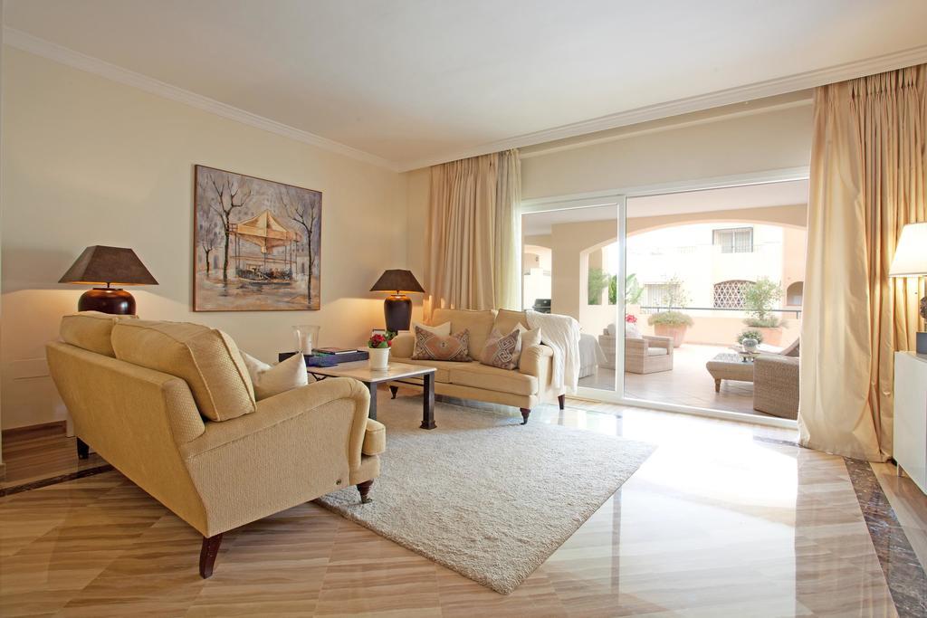 Hacienda Elviria Apartment Marbella Exterior photo